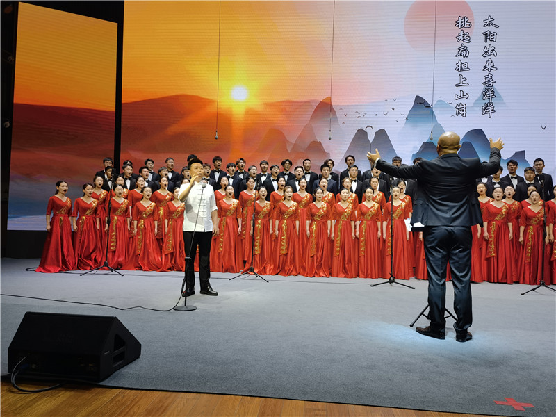 “从田野到舞台”四川民歌合唱音乐会 (1).jpg