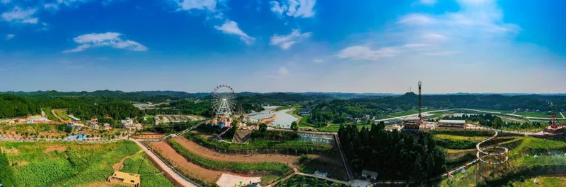 秋千王国.jpg 秋千王国.jpg