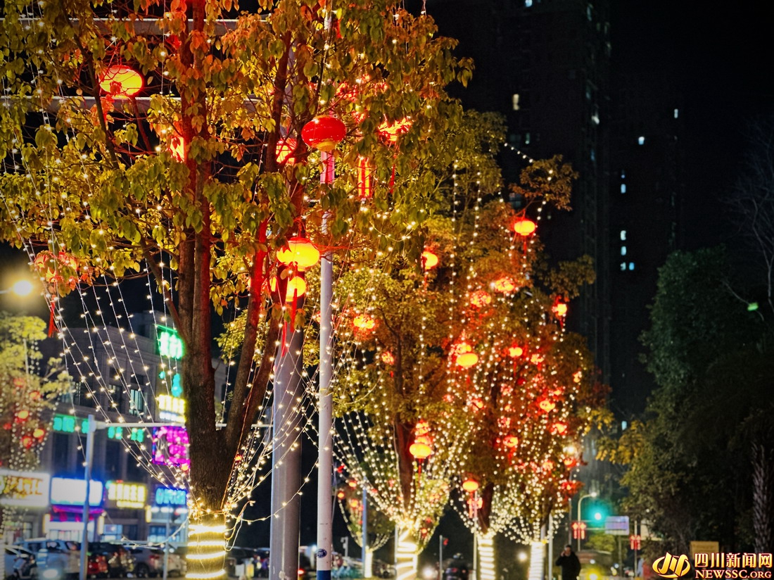 街道夜景装饰.jpg 街道夜景装饰.jpg