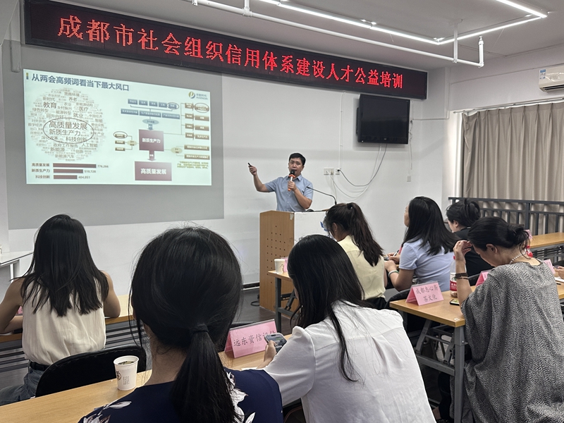 F800EDC6B0E68EB4029D8117CC21CA8F_����.jpg