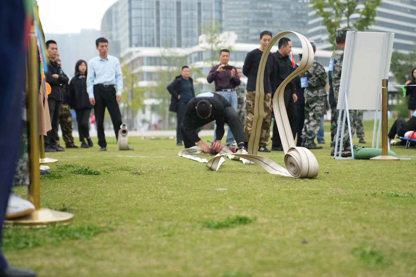 桂溪街道举行第八届微型消防站应急队伍业务技能比武竞赛2.jpg 桂溪街道举行第八届微型消防站应急队伍业务技能比武竞赛2.jpg