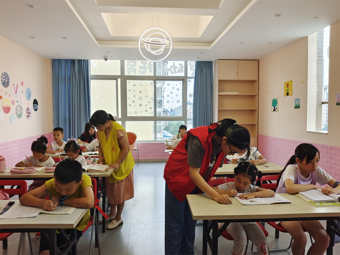 成都金堂赵镇街道1.jpg 成都金堂赵镇街道1.jpg