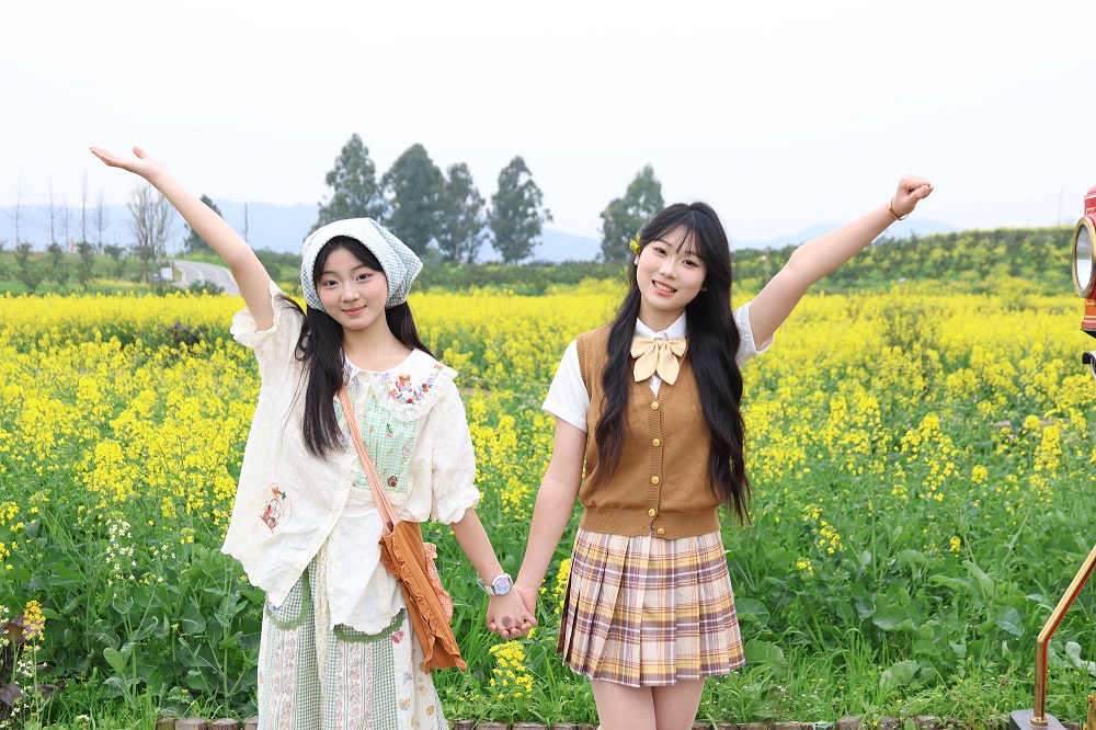 12.�߳����á��߳�У԰��ȥ�Ӵ�����Ȼ�����ĸ��ܴ��������